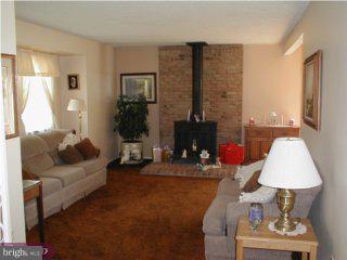 2211 Beverly Road Cinnaminson, NJ 08077 - Photo 2 of 6