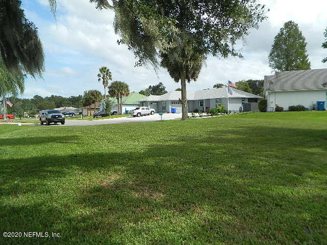 1690 Yellow Brick Road Astor, FL 32102 - Photo 6 of 19 DSCN4365