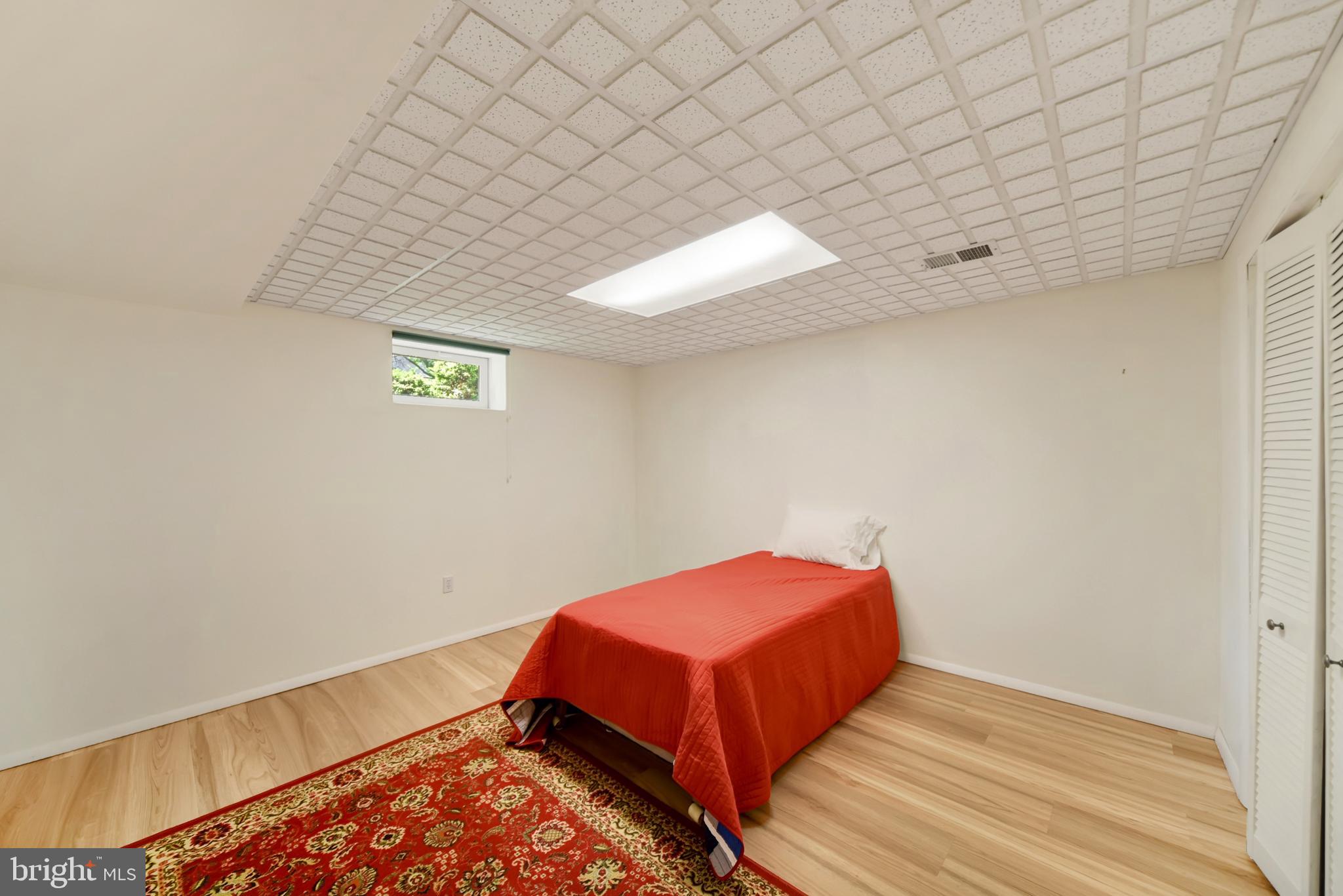 403 Old Orchard Road Baltimore, MD 21229 - Photo 22 of 37 Guest Bedroom or Office in Lower Level