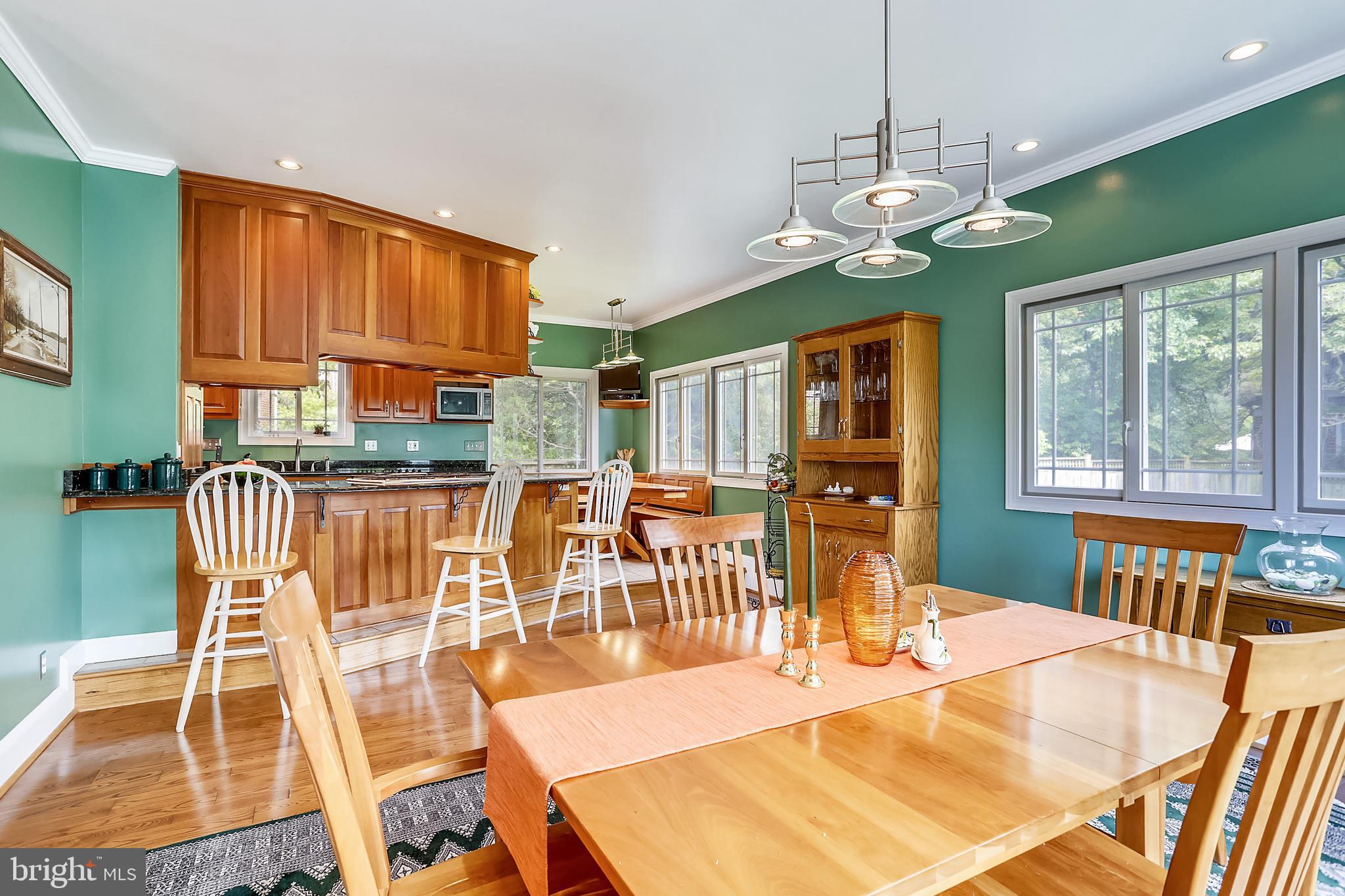 4717 Edgefield Road Bethesda, MD 20814 - Photo 17 of 59 Gallery Image 17