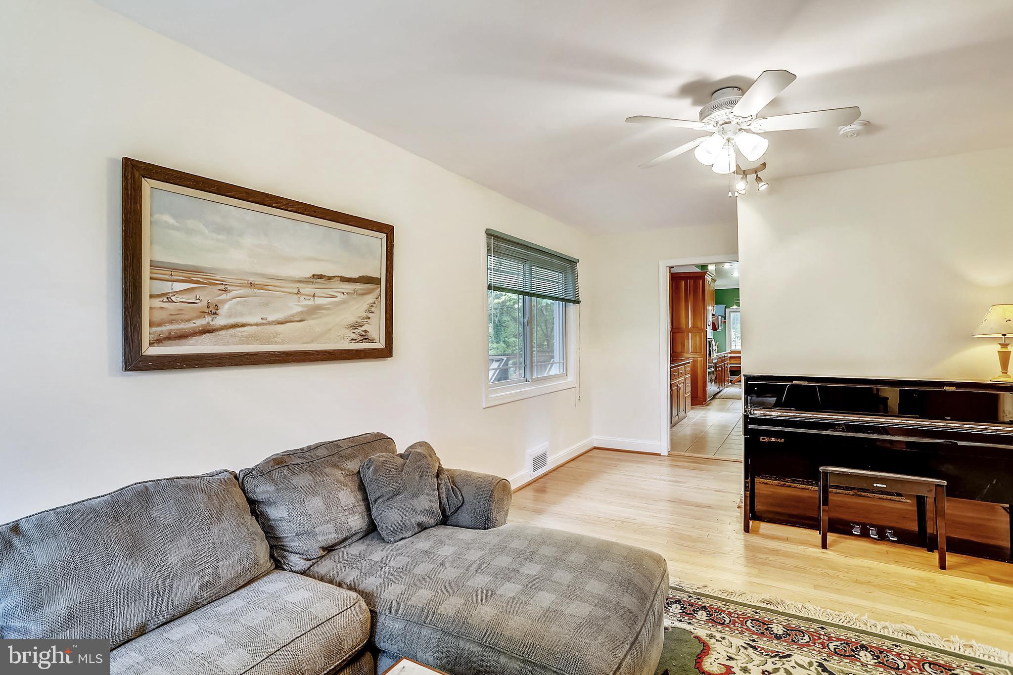 4717 Edgefield Road Bethesda, MD 20814 - Photo 23 of 59 Gallery Image 23