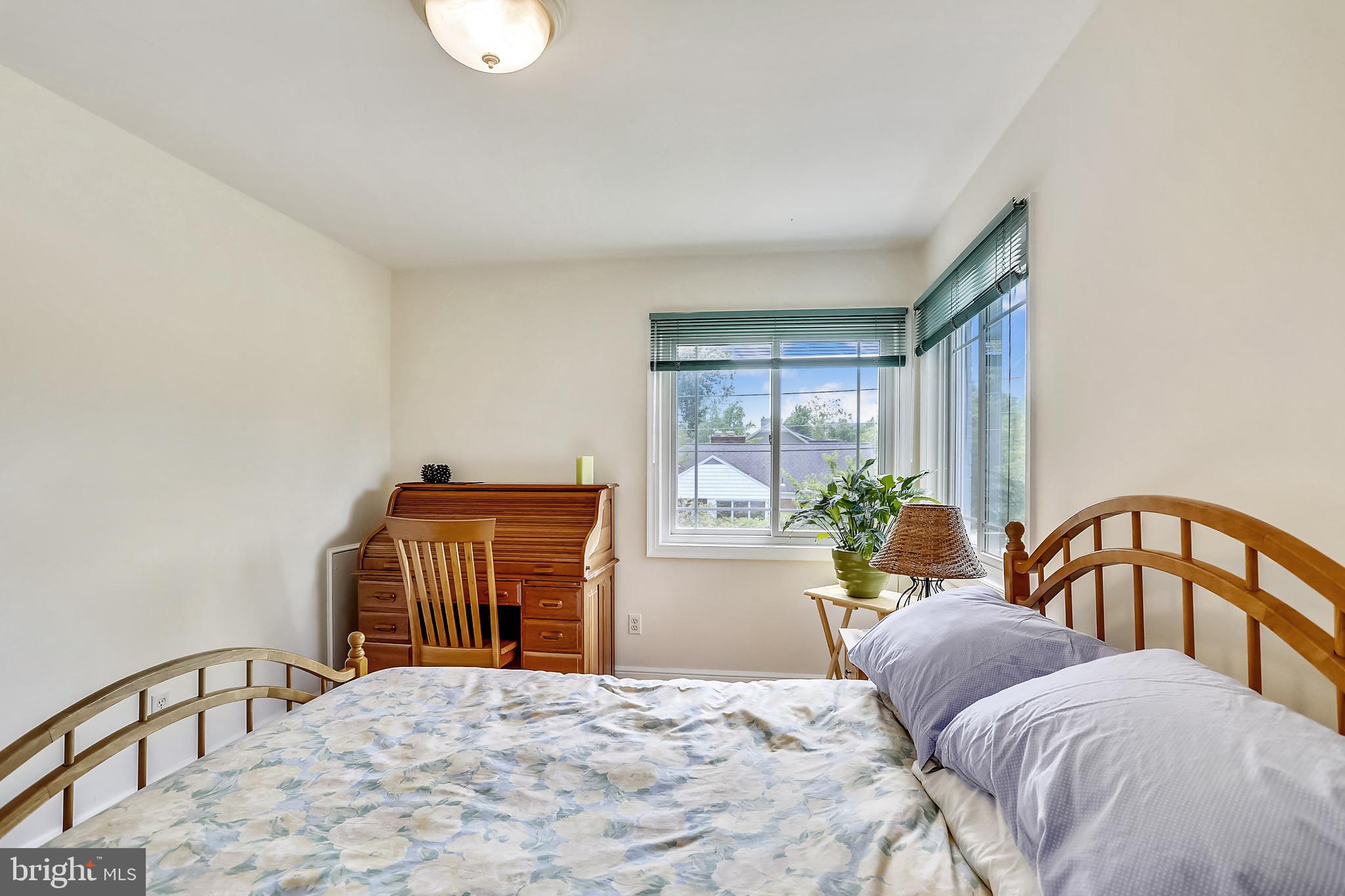 4717 Edgefield Road Bethesda, MD 20814 - Photo 26 of 59 Gallery Image 26