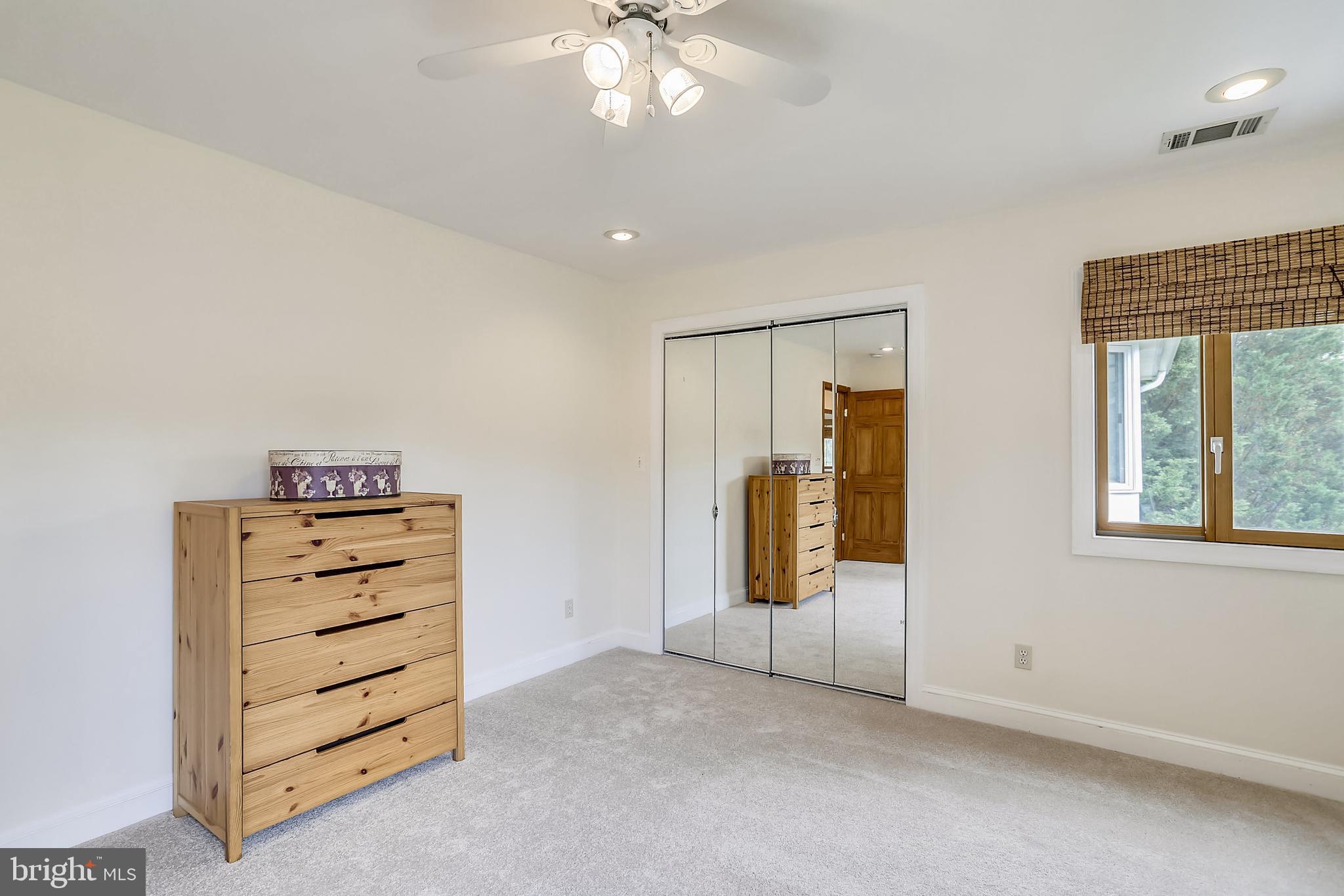 4717 Edgefield Road Bethesda, MD 20814 - Photo 38 of 59 Gallery Image 38