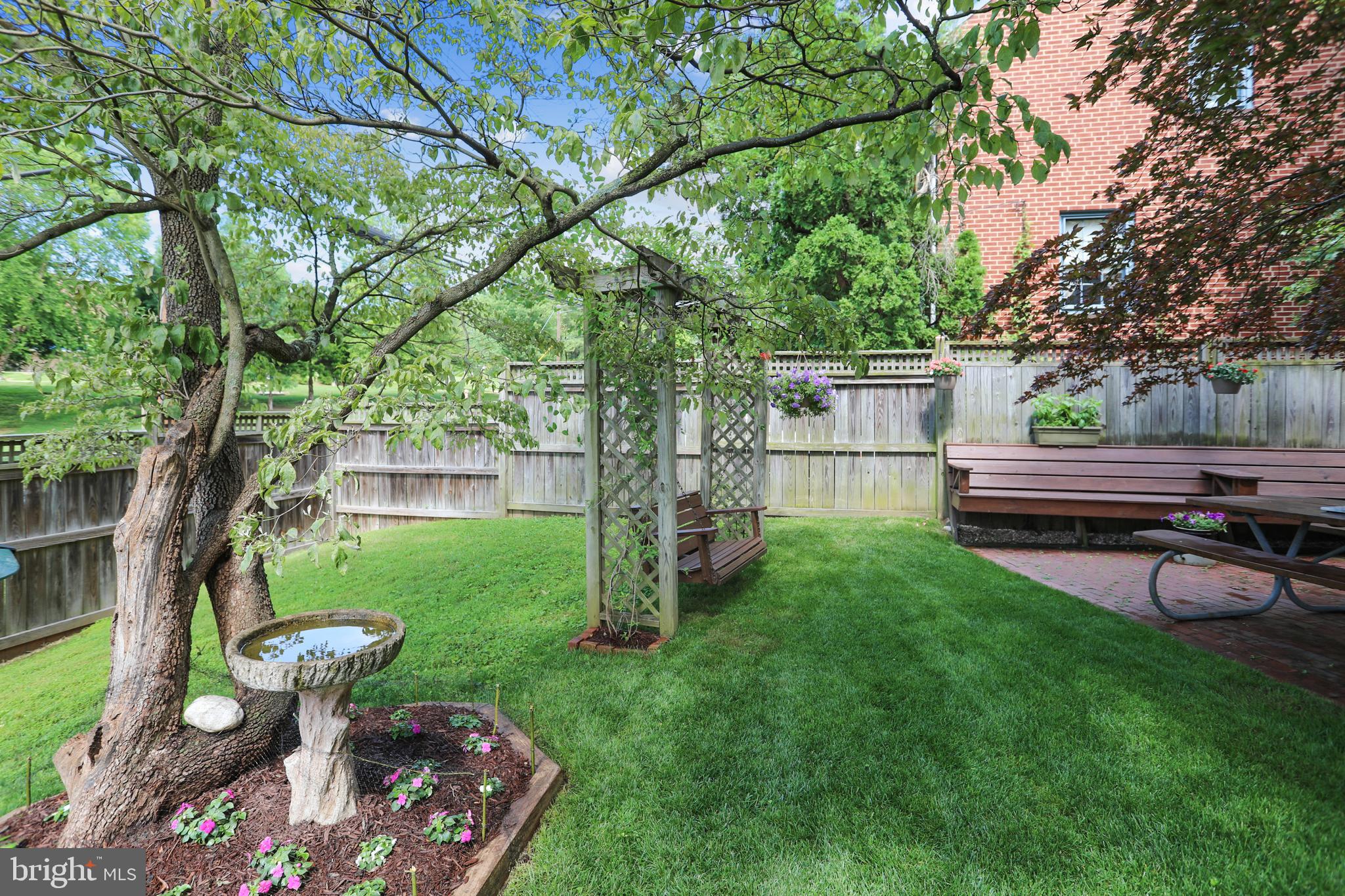 4717 Edgefield Road Bethesda, MD 20814 - Photo 8 of 59 Gallery Image 8