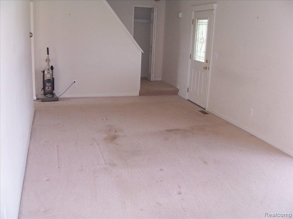 732 Memphis Ridge Road Memphis, MI 48041 - Photo 5 of 24 100_3832