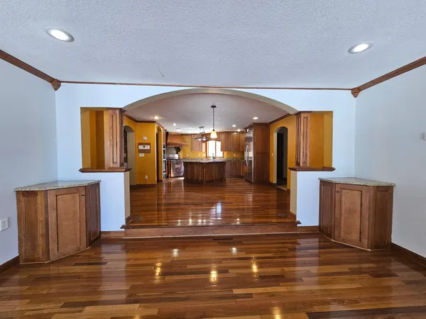 $985,000 | 1209 Lewis Avenue Southwest, Hutchinson, MN 55350