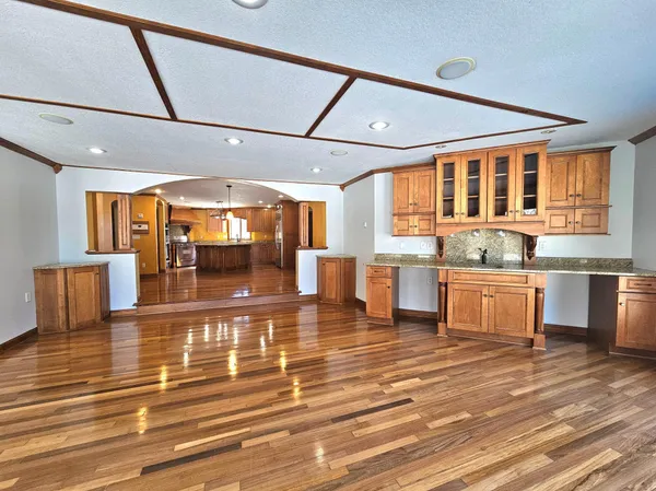 $965,000 | 1209 Lewis Avenue Southwest, Hutchinson, MN 55350