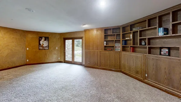 $985,000 | 1209 Lewis Avenue Southwest, Hutchinson, MN 55350