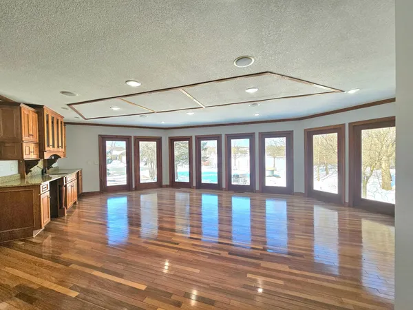 $965,000 | 1209 Lewis Avenue Southwest, Hutchinson, MN 55350