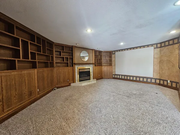 $985,000 | 1209 Lewis Avenue Southwest, Hutchinson, MN 55350