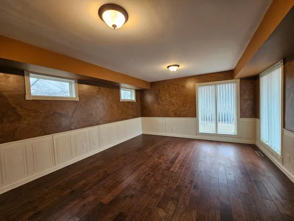 $965,000 | 1209 Lewis Avenue Southwest, Hutchinson, MN 55350