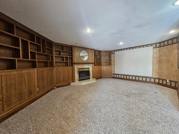$965,000 | 1209 Lewis Avenue Southwest, Hutchinson, MN 55350