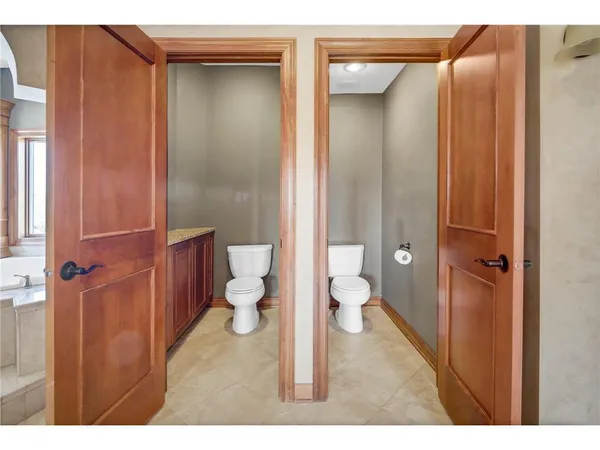$965,000 | 1209 Lewis Avenue Southwest, Hutchinson, MN 55350