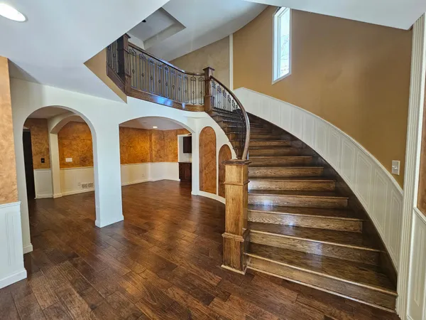 $965,000 | 1209 Lewis Avenue Southwest, Hutchinson, MN 55350