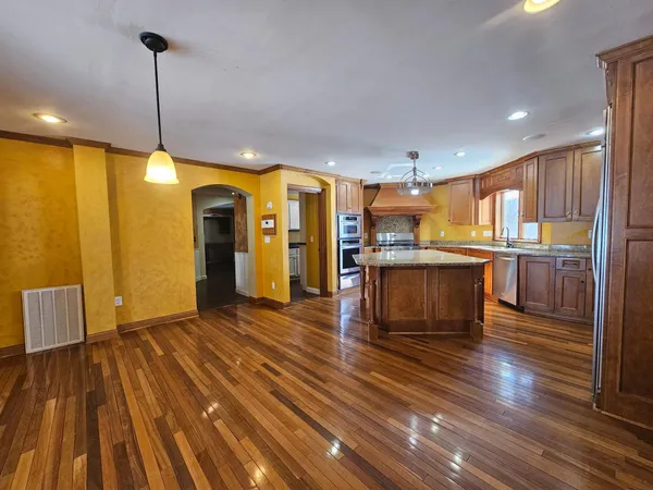 $985,000 | 1209 Lewis Avenue Southwest, Hutchinson, MN 55350