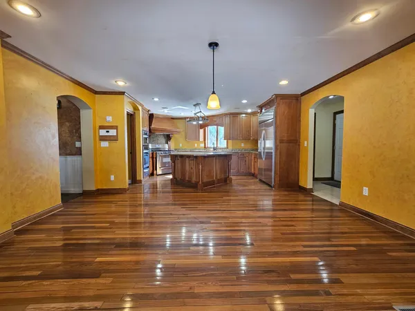 $985,000 | 1209 Lewis Avenue Southwest, Hutchinson, MN 55350