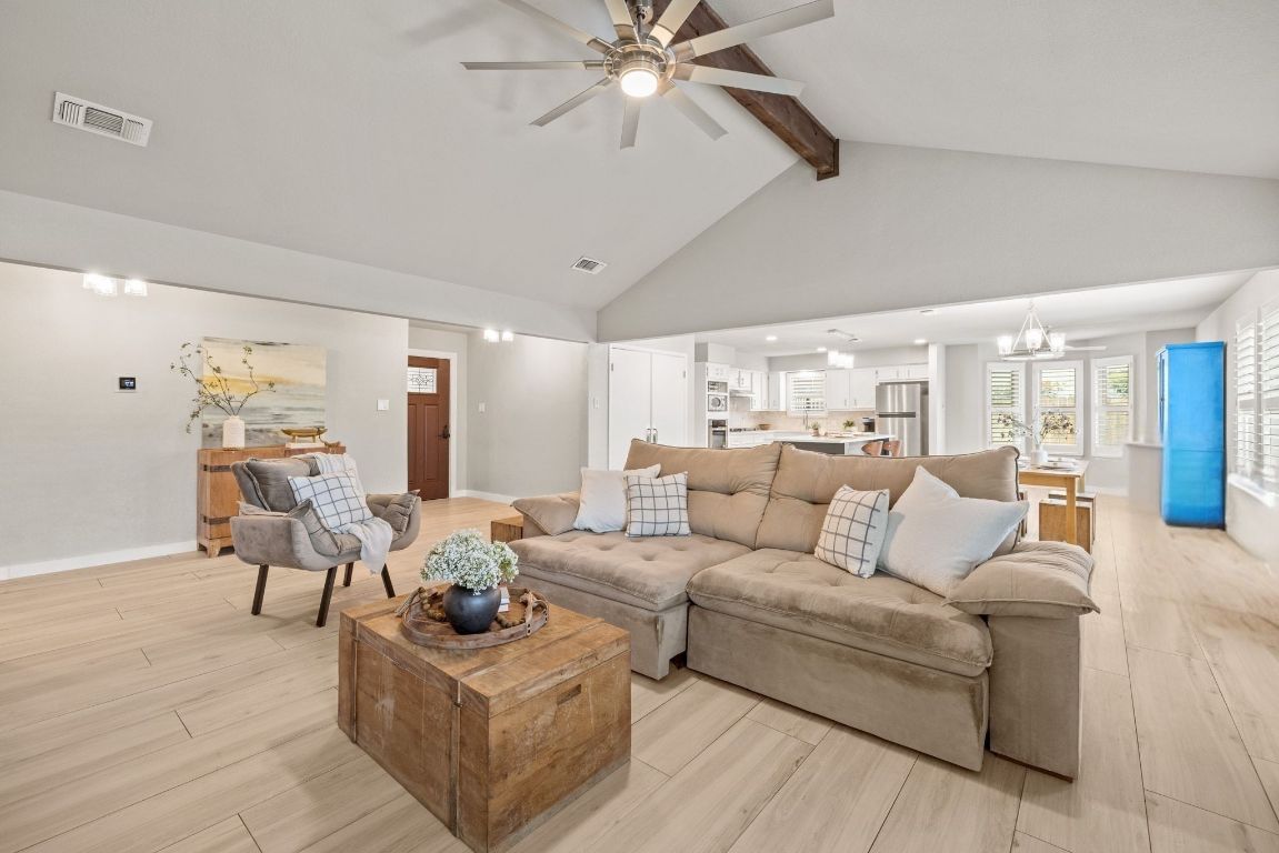 1805 Ryon Cove Round Rock, TX 78681 - Photo 2 of 23 a living room with furniture