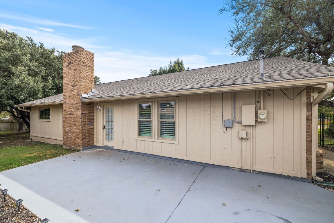 1805 Ryon Cove Round Rock, TX 78681 - Photo 21 of 23 a view of a house with a yard
