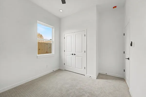 $2,100 | 5034 Pershing Street, Unit B, Houston, TX 77033