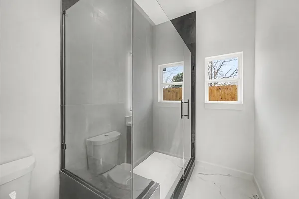 $2,100 | 5034 Pershing Street, Unit B, Houston, TX 77033