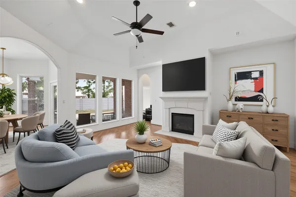 $2,500 | 4807 Wellington Way, Houston, TX 77069