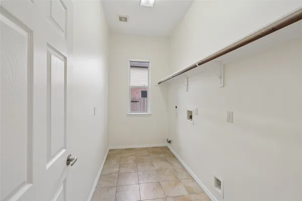 $2,500 | 4807 Wellington Way, Houston, TX 77069