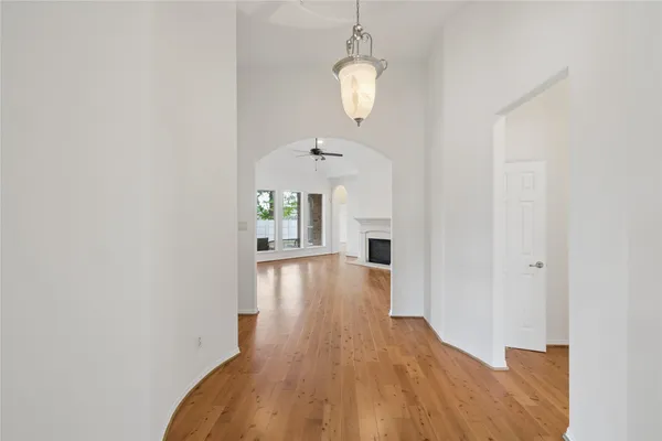 $2,500 | 4807 Wellington Way, Houston, TX 77069