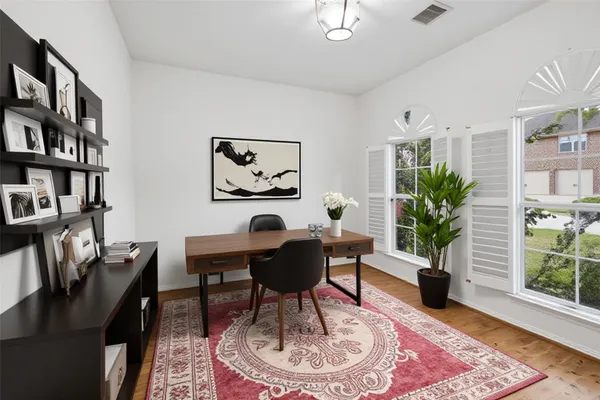 $2,500 | 4807 Wellington Way, Houston, TX 77069