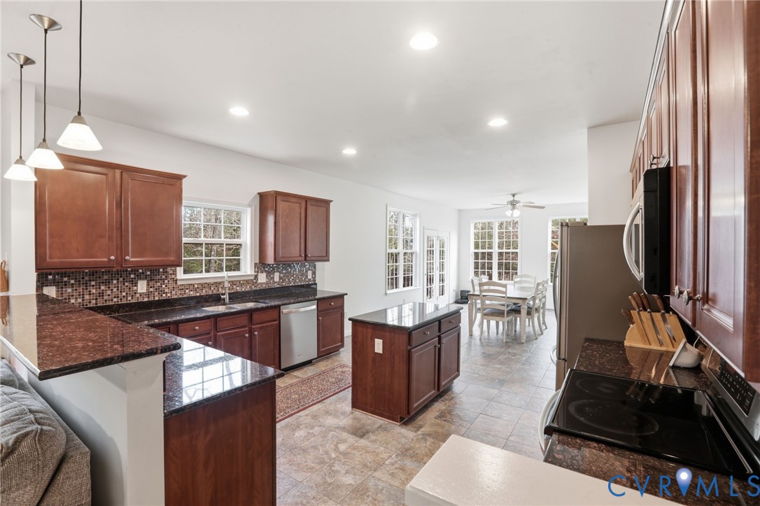 2225 Silver Street Aylett, VA 23009 - Photo 15 of 45