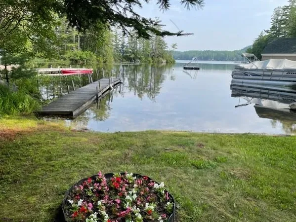 $1,550 | 43 Piney Point Road, Sunapee, NH 03782