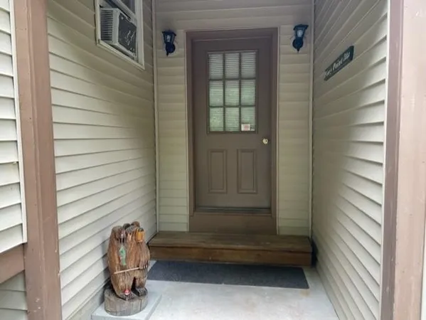 $1,550 | 43 Piney Point Road, Sunapee, NH 03782