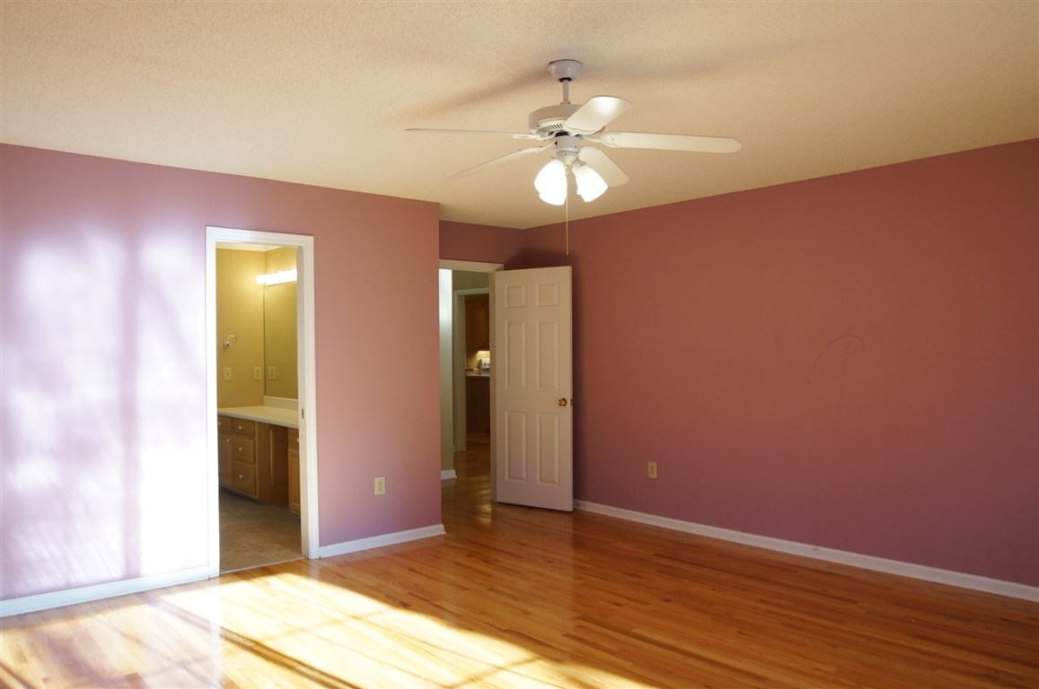 543 Sullivans Way Seneca, SC 29672 - Photo 6 of 36 Gallery Image 6
