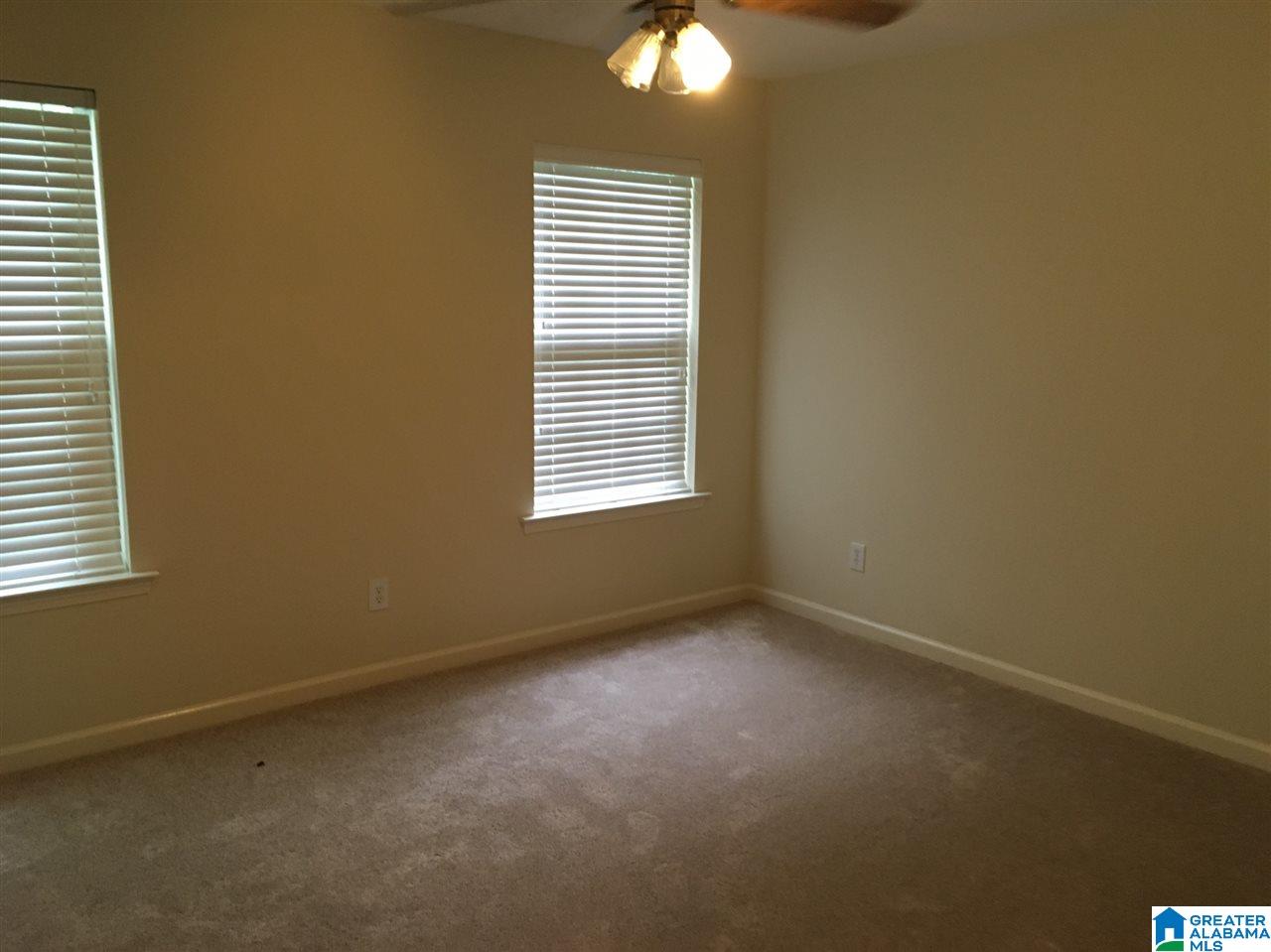220 Warwick Lane Alabaster, AL 35007 - Photo 11 of 13