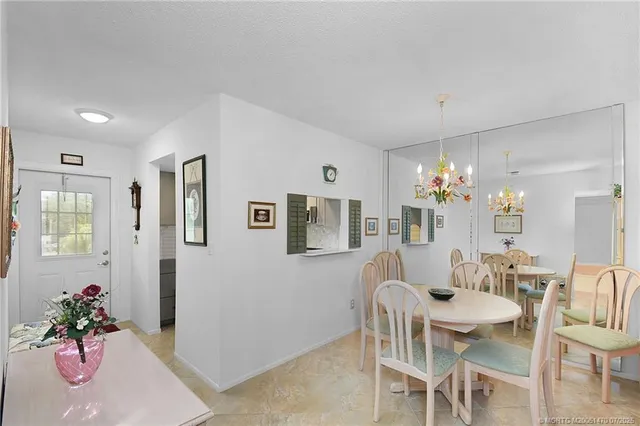 $149,900 | 2929 Southeast Ocean Boulevard, Unit 1047, Stuart, FL 34996