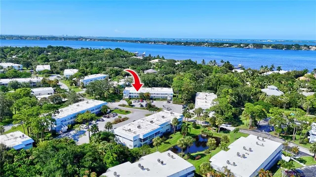 $149,900 | 2929 Southeast Ocean Boulevard, Unit 1047, Stuart, FL 34996