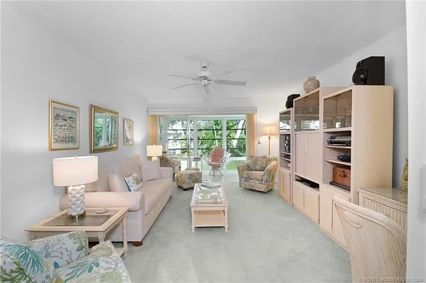 $149,900 | 2929 Southeast Ocean Boulevard, Unit 1047, Stuart, FL 34996