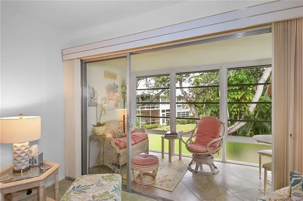 $149,900 | 2929 Southeast Ocean Boulevard, Unit 1047, Stuart, FL 34996