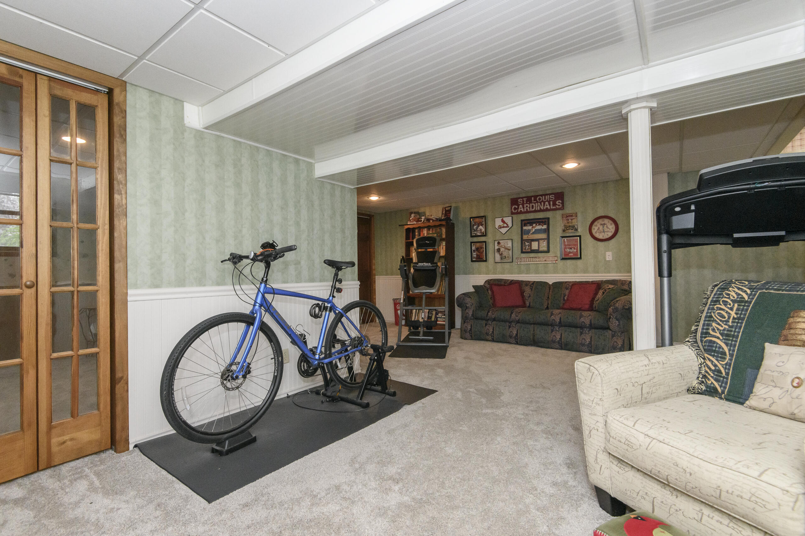 S67W32989 Rd X Mukwonago, WI 53149 - Photo 21 of 25 Lower Level (view 2)