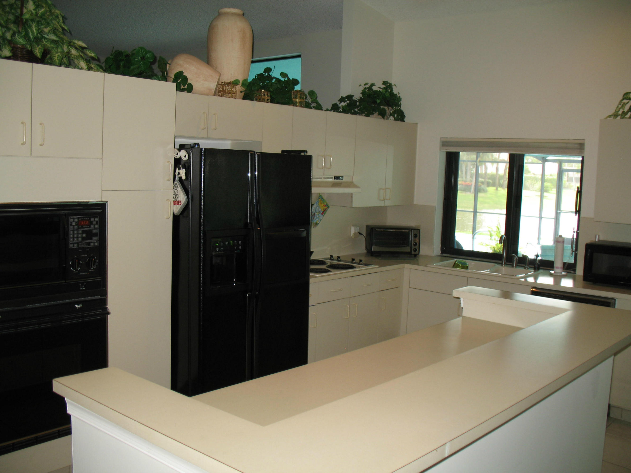 11360 Lake Tree Court Boca Raton, FL 33498 - Photo 11 of 27 Kitchen