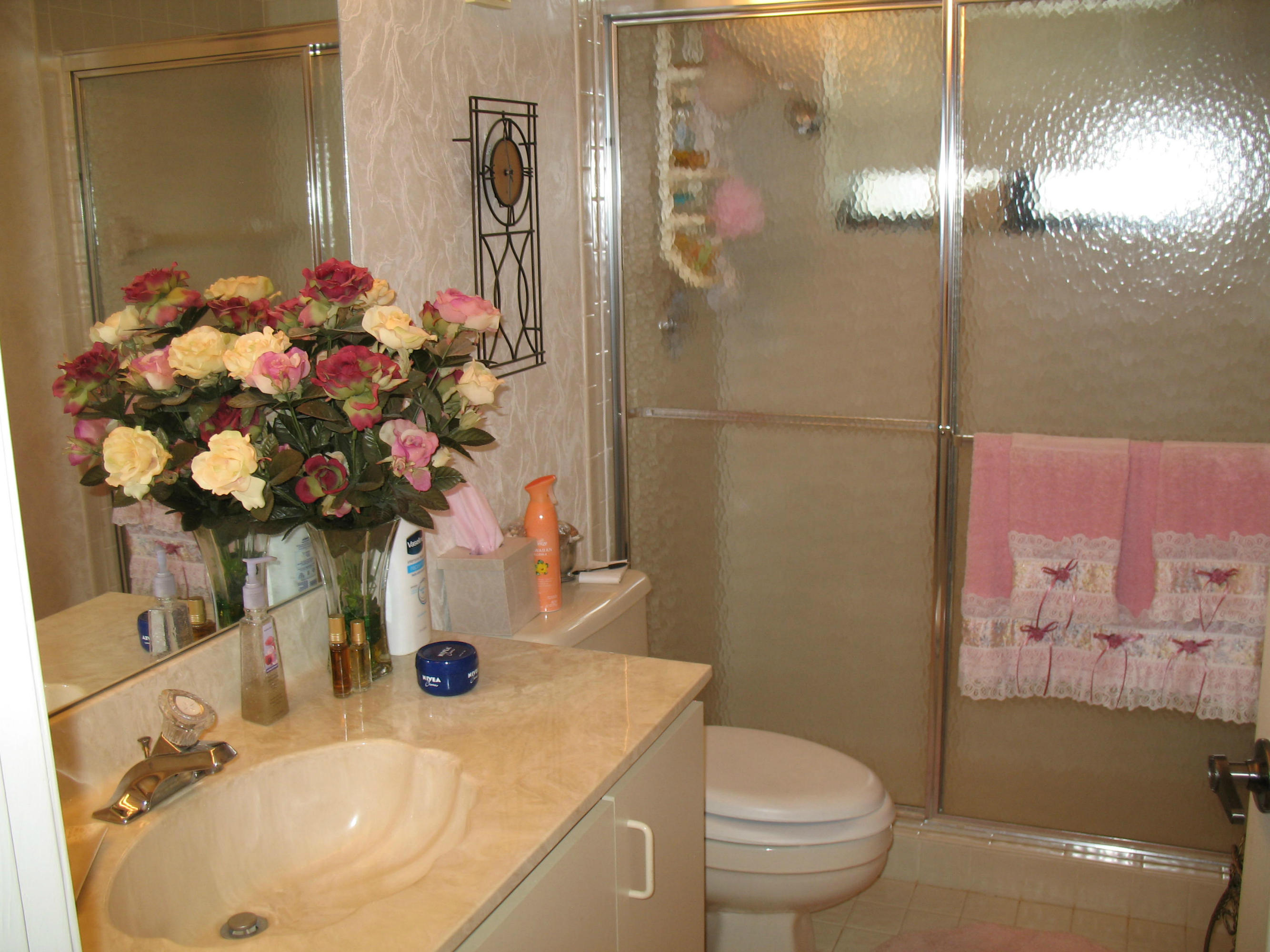 11360 Lake Tree Court Boca Raton, FL 33498 - Photo 19 of 27 bathroom 2