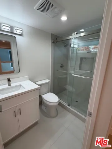 $3,600 | 5191-5193 Lindley Avenue, Tarzana, CA 91356