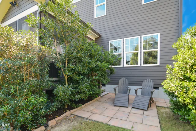 a house view with a garden space