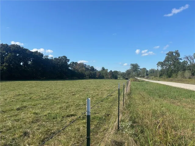 $244,000 | 32035 West 327th Street, Paola, KS 66071