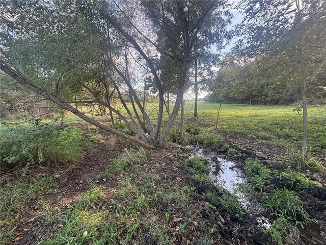 $244,000 | 32035 West 327th Street, Paola, KS 66071