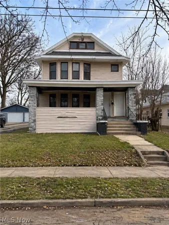 $875 | 908 Work Drive, Akron, OH 44320