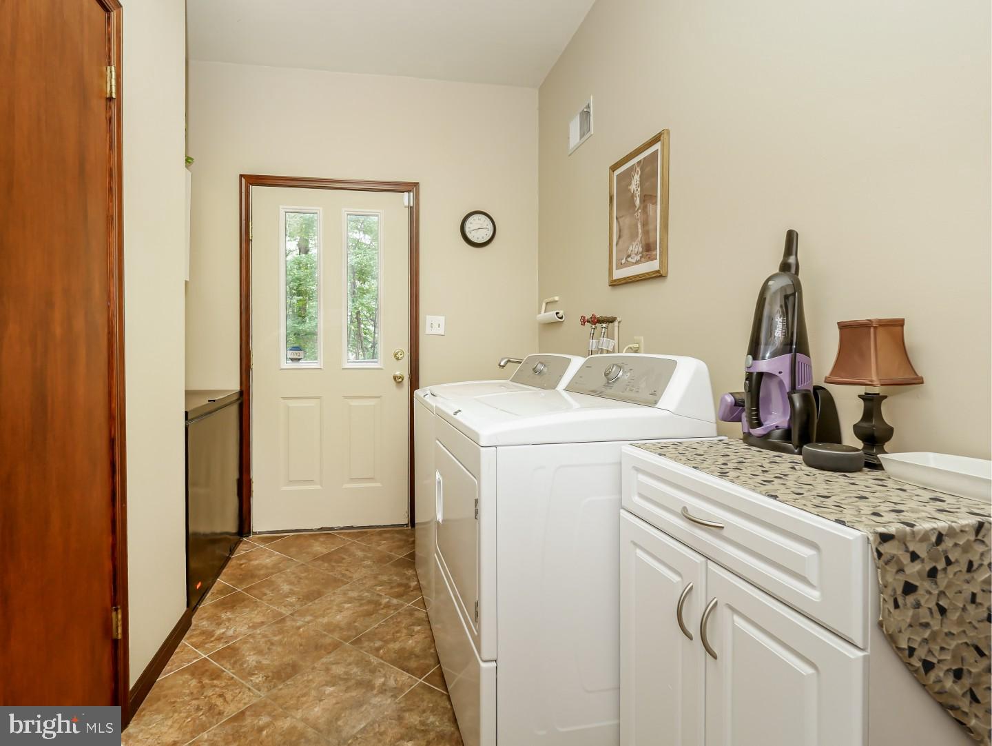 490 Kings Road Yardley, PA 19067 - Photo 22 of 40 Gallery Image 22