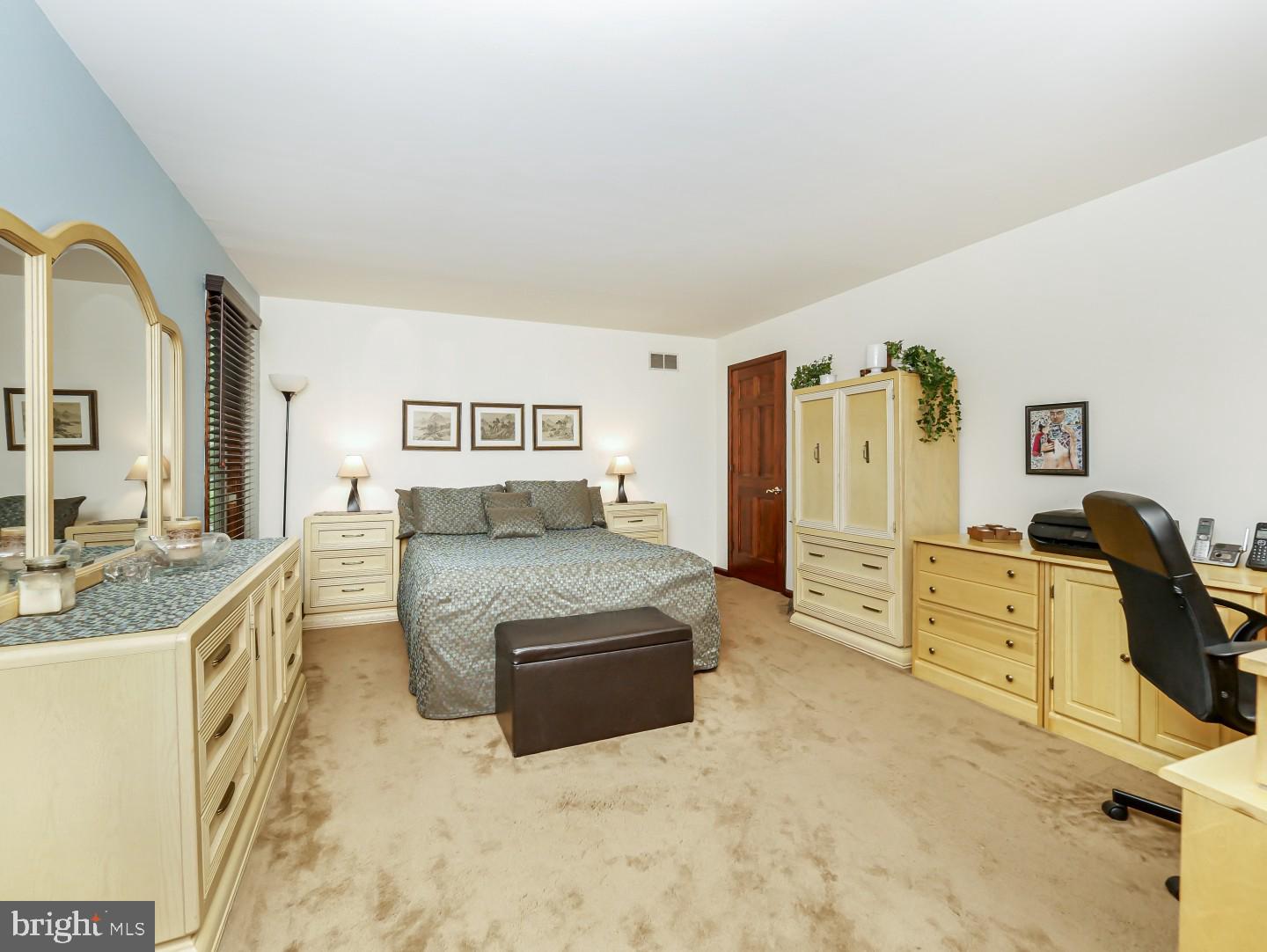 490 Kings Road Yardley, PA 19067 - Photo 23 of 40 Gallery Image 23