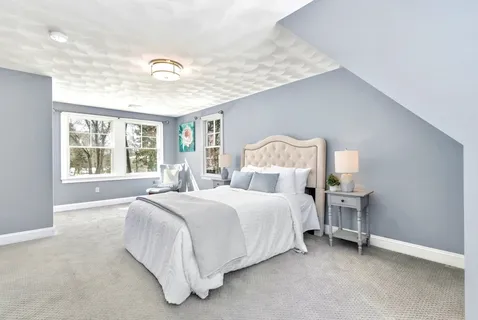 $1,365,000 | 10 Meadow Brook Lane, Reading, MA 01867