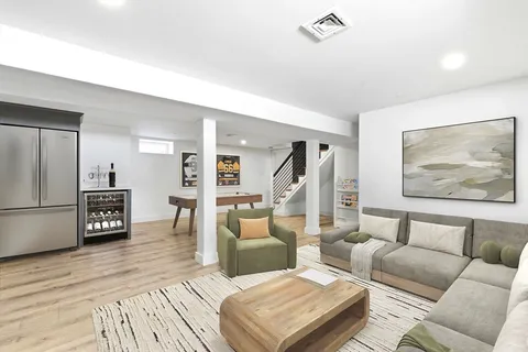 $1,365,000 | 10 Meadow Brook Lane, Reading, MA 01867