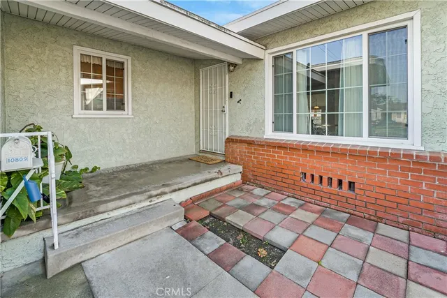 $849,000 | 10809 Pangborn Avenue, Downey, CA 90241